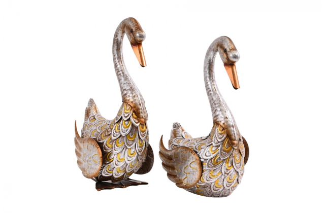 Plechová dekoračná labuť